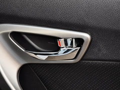 2015款 1.5L 手动 旗舰型