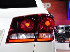 2014款 2.4L 自动 两驱旅行版 7座