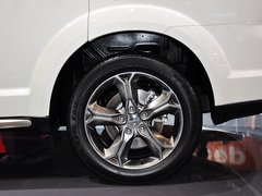 2014款 2.4L 自动 两驱旅行版 7座