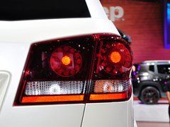 2014款 2.4L 自动 两驱旅行版 7座