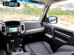 帕杰罗 2015款 3.0L 自动 精英超越版 国V 7座