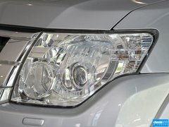 2015款 3.0L 自動 精英超越版 國V 7座