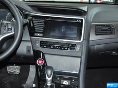 2015款 2.0L 典藏版