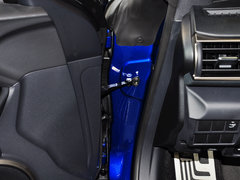 2015款 F 5.0L 驭峰版