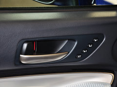 2015款 F 5.0L 驭峰版