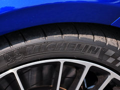 2015款 F 5.0L 驭峰版