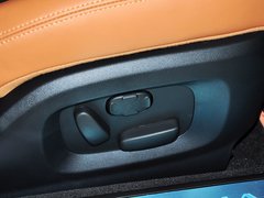 2015款 2.0T 自动 奢华版