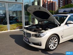 2015款 328i xDrive 设计套装型