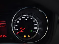 2014款 1.5L 手动 精英型