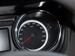 2014款 1.5L 手动 精英型