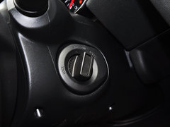 2015款 2.0L CVT 酷雷 5座
