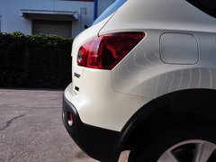 2015款 2.0L CVT 酷火 5座