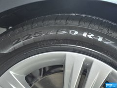 2015款 320i 运动设计套装