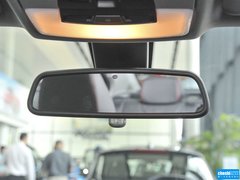 2015款 320i 运动设计套装