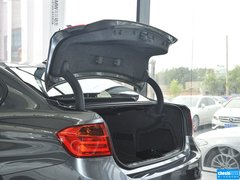 2015款 320i 运动设计套装