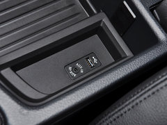 2015款 320Li 时尚型