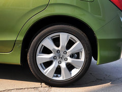 2014款 1.8L CVT 豪华版 5座