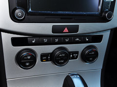 2015款 2.0TSI 尊贵型