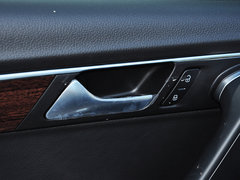 2015款 2.0TSI 尊贵型