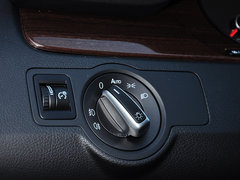 2015款 2.0TSI 尊贵型