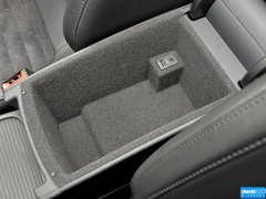 2015款 2.0TSI 尊貴型