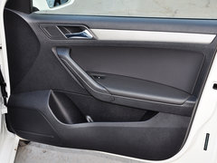 2015款 1.6L 自动 豪华型
