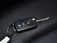 2015款 1.6L 自动 豪华型
