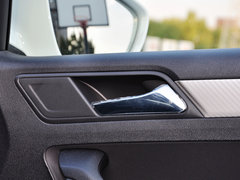 2015款 1.6L 自动 豪华型