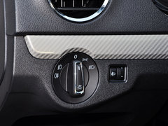 2015款 1.6L 自动 豪华型