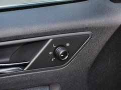 2015款 1.6L 自动 豪华型