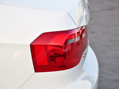 2015款 1.6L 自动 豪华型