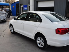 2015款 1.6L 自动 豪华型