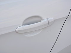 2015款 1.6L 自动 豪华型