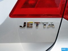 2015款 1.6L 自动 豪华型