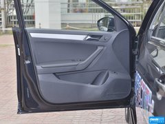 2015款 1.6L 自动 豪华型