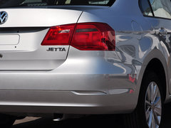 2015款 1.6L 自动 舒适型
