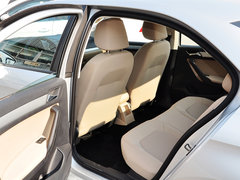 2015款 1.6L 自动 舒适型