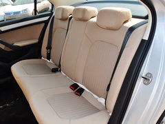 2015款 1.6L 自动 舒适型