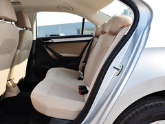 2015款 1.6L 自动 舒适型