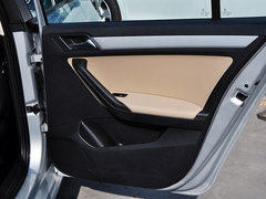 2015款 1.6L 自动 舒适型