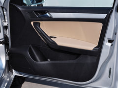 2015款 1.6L 自动 舒适型