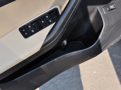 2015款 1.6L 自动 舒适型