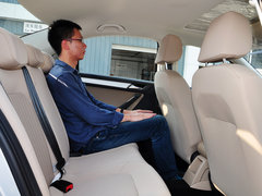 2015款 1.6L 自动 舒适型