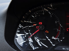 2015款 1.6L 自动 舒适型