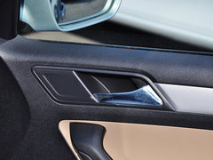 2015款 1.6L 自动 舒适型