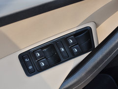 2015款 1.6L 自动 舒适型