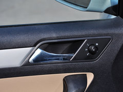 2015款 1.6L 自动 舒适型