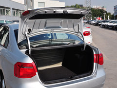 2015款 1.6L 自动 舒适型