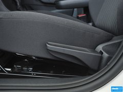 2015款 1.6L 自动 舒适型