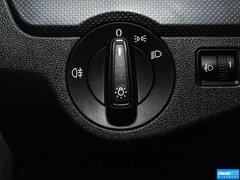 2015款 1.6L 自动 时尚型